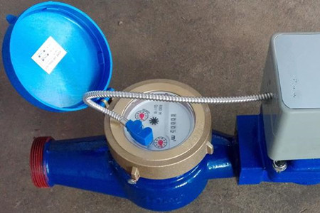 預付費(fei)水表選(xuǎn)擇時注(zhù)意哪些(xie)方面？國(guó)信科普(pǔ)！